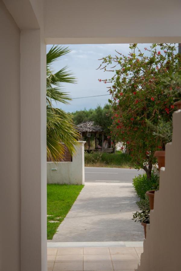 Tropical Apartments Alykes  Dış mekan fotoğraf